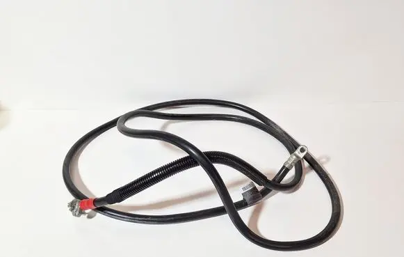 Mercedes-Benz E W211 Positive cable (battery) A2115409407