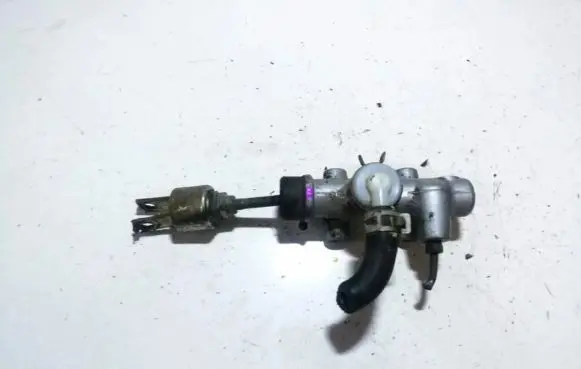 Toyota Avensis Verso Clutch master cylinder