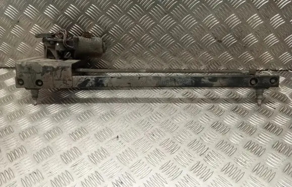 Renault Trafic I Front wiper linkage and motor