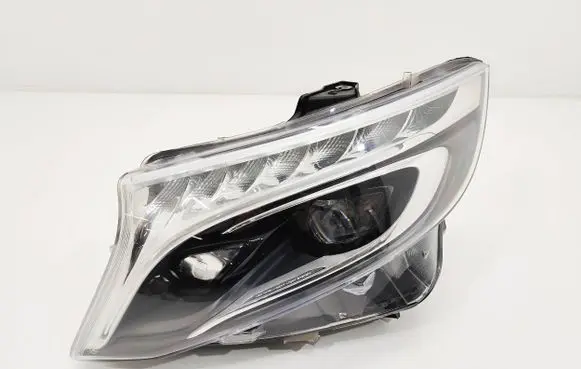 Mercedes-Benz V Class W447 Headlight/headlamp A4479069700