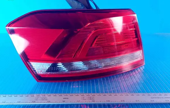 Volkswagen PASSAT B8 Rear/tail lights 3G9945311 195293