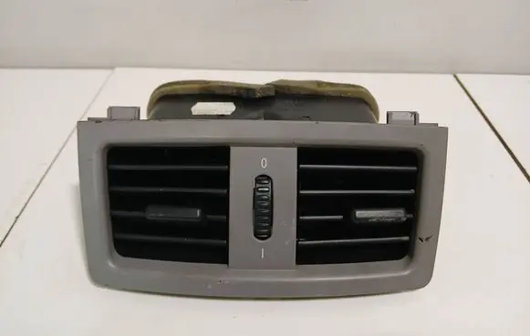 BMW 5 E60 E61 Rear air vent grill 6932023 6932024 14121810