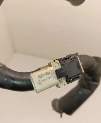 KIA Sportage Vacuum valve 289102M442