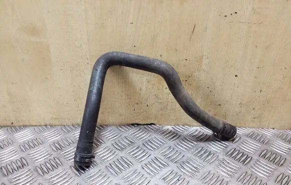 Volkswagen Touareg I Engine coolant pipe/hose 7L6815986A