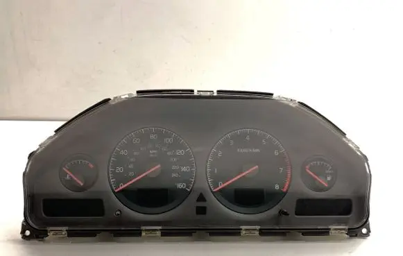 Volvo V70 Speedometer (instrument cluster) 9459821