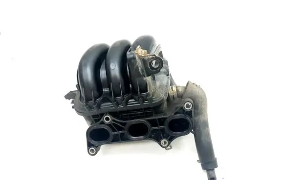Peugeot 107 Intake manifold