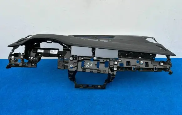 Audi Q8 Dashboard 4M8857033