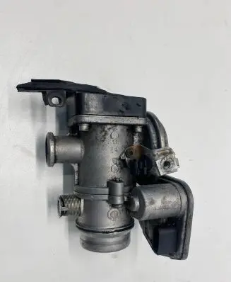 BMW 5 E60 E61 EGR valve 7791480