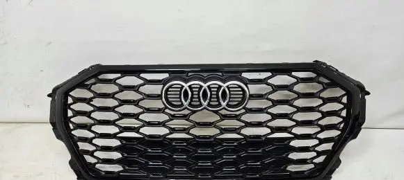 Audi Q3 F3 Front bumper upper radiator grill 83F853651A