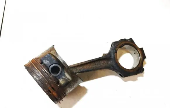 Ford Galaxy Piston with connecting rod