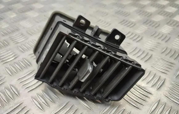 Opel Grandland X Dash center air vent grill YP00062977