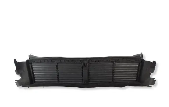Volkswagen Tiguan Intercooler air guide/duct channel 5QS122323