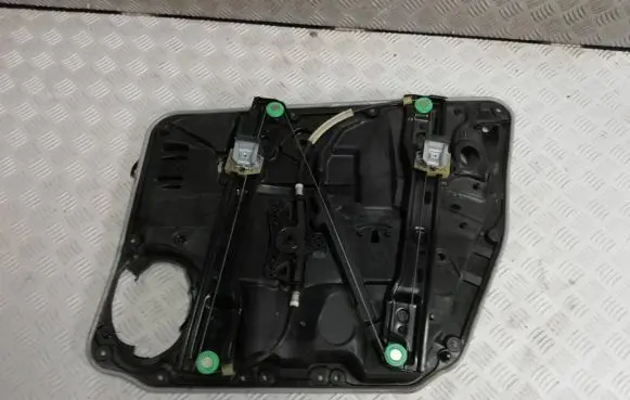 Mercedes-Benz B W246 W242 Front door window regulator with motor A2465404805 A2047601534 A1669004102