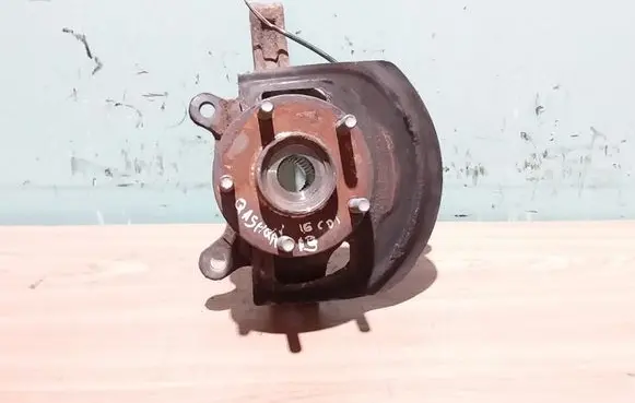 Nissan Qashqai Front wheel hub 40015JD040