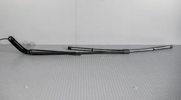 Mercedes-Benz Sprinter W907 W910 Front wiper blade arm A9108203200