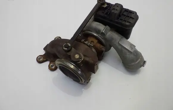 Audi Q2 - Turbo 05E145701H