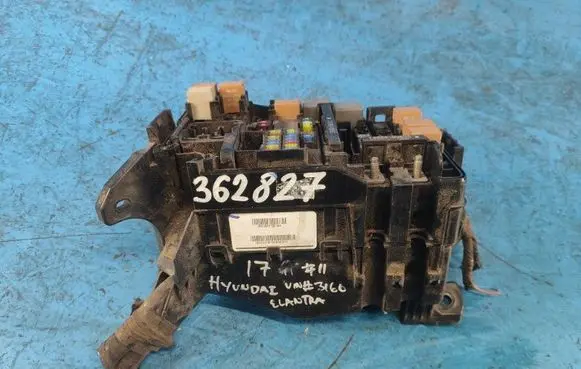 Hyundai Elantra VI Fuse 91200F3261