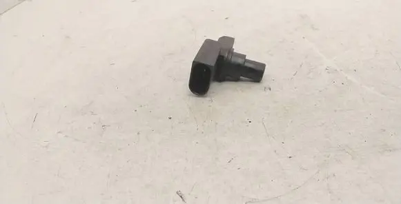 BMW 5 E39 Camshaft position sensor 2249320F 012001FS15