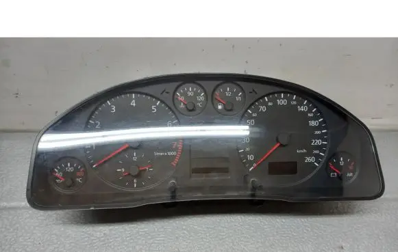 Audi A6 S6 C5 4B Speedometer (instrument cluster)