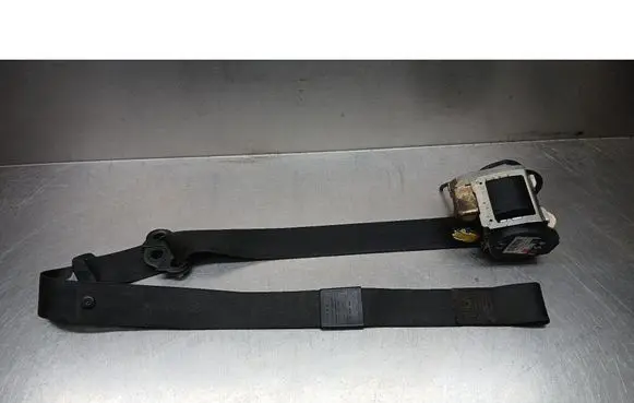 Audi A3 S3 8P Front seatbelt 8P3857705