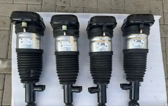 Front shock absorber/damper
