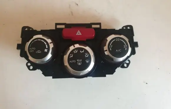 Subaru Impreza III Climate control unit 72311SC110 T1007772L