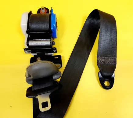 KIA Clarus Front seatbelt 0425094