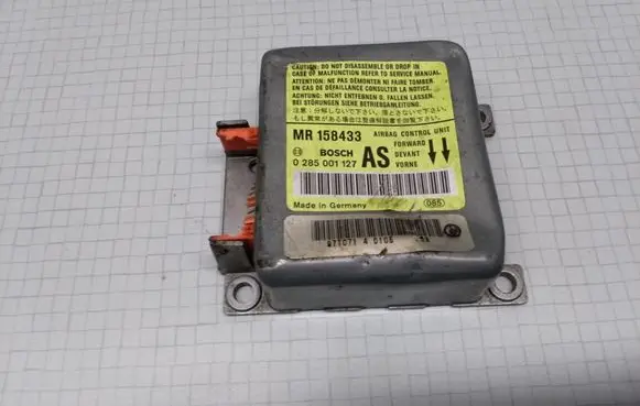 Mitsubishi Carisma Airbag control unit/module 0285001127 MR158433