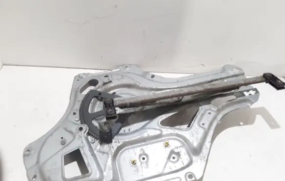 KIA Opirus Front window lifting mechanism without motor 824803F010