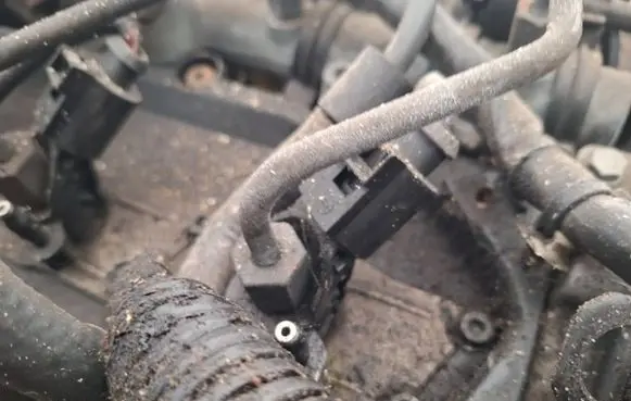 Audi A6 S6 C6 4F Fuel injector