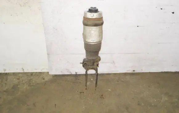 Audi Q7 4L Air suspension front shock absorber 7L8616039D