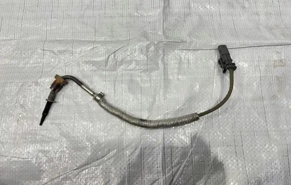Volvo XC60 Exhaust gas temperature sensor 30668642