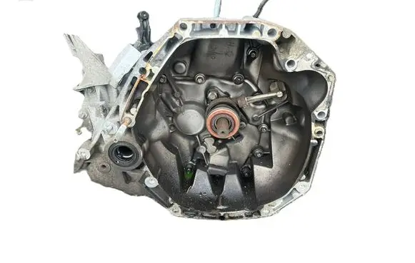 Mercedes-Benz Citan W415 Manual 6 speed gearbox 8200977061 7701978893