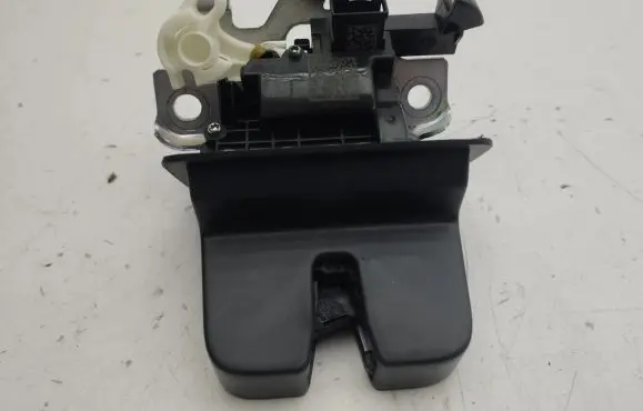 Skoda Octavia Mk4 Tailgate/trunk/boot lock/catch/latch 5E382750501S
