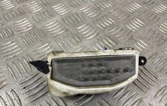 Dodge Durango Heater blower motor/fan resistor 5HL01126607