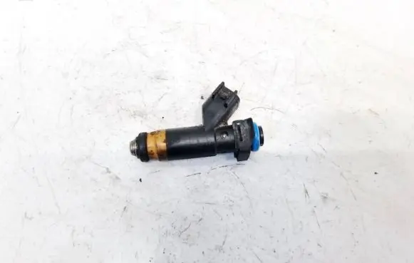 Chrysler 300M Fuel injector 04591760AA