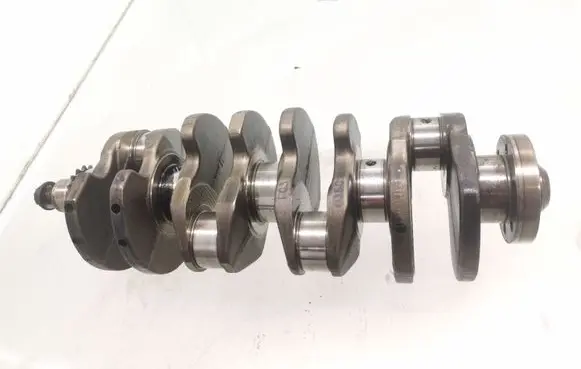 Skoda Octavia Mk2 (1Z) Crankshaft 038C BKC