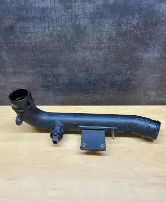 Audi A4 S4 B5 8D Intercooler hose/pipe 8D145840