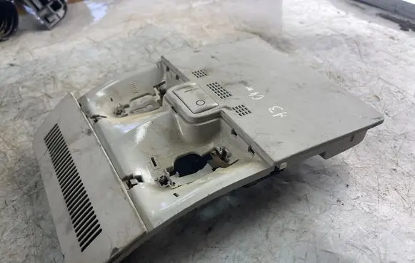 Audi A3 S3 8P Front seat light 8e0947565