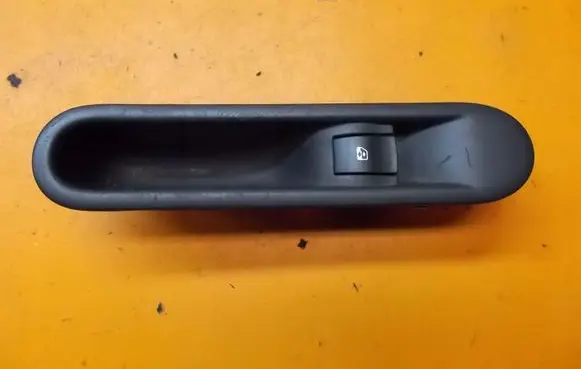 Renault Espace IV Quarter vent window switch 