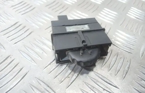 Other switches/knobs/shifts