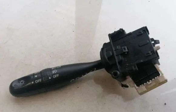 Toyota Corolla E120 E130 Indicator stalk 173681
