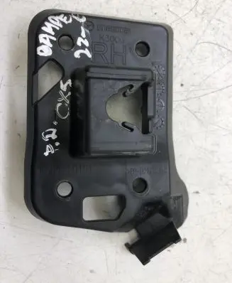 Mazda CX-5 II Front bumper mounting bracket KSD450151