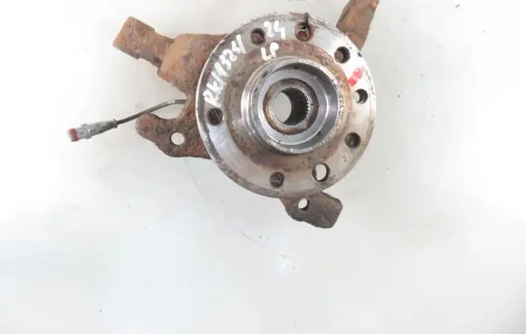 Opel Astra H Front wheel hub spindle knuckle 