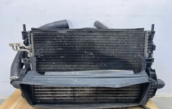 Volvo V50 Coolant radiator