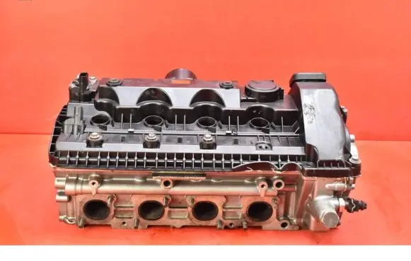 BMW 7 E38 Engine head 750639907