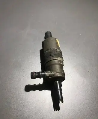 Audi A6 S6 C6 4F Headlight washer pump 3B7955681 001016