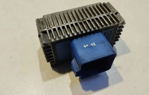 Glow plug pre-heat relay