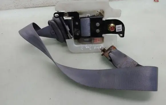 KIA Joice Third row seat belt 2504431