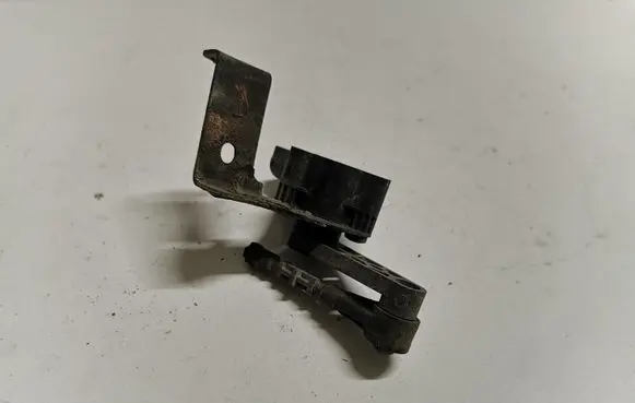 Land Rover Range Rover Evoque L538 Front height sensor lever BJ323D028AA